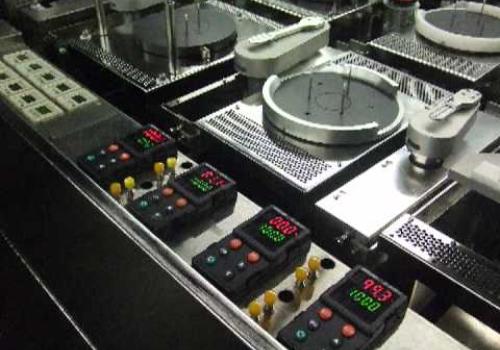NetTRACK SVG 88 and SVG 86 system software interfacing with EZ-ZONE digital temperature controller